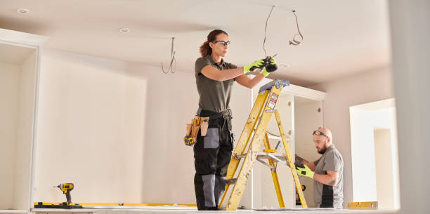 Best Affordable Emergency Electrician  in Camp Wood, TX