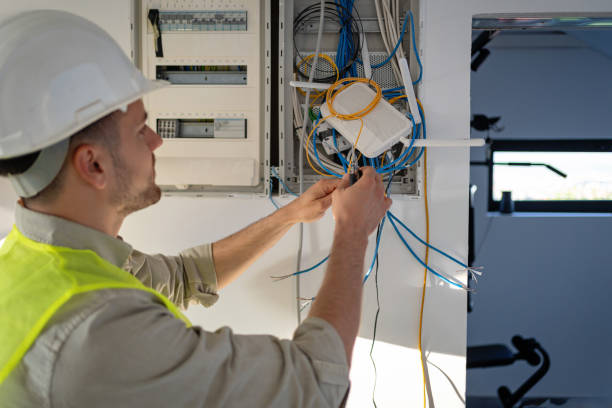  Camp Wood, TX Electrician Pros
